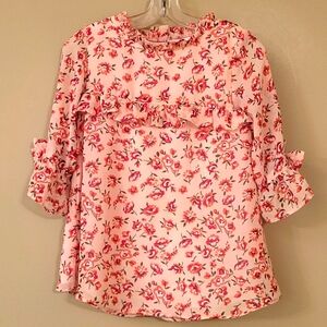 Super cute silky floral blouse
